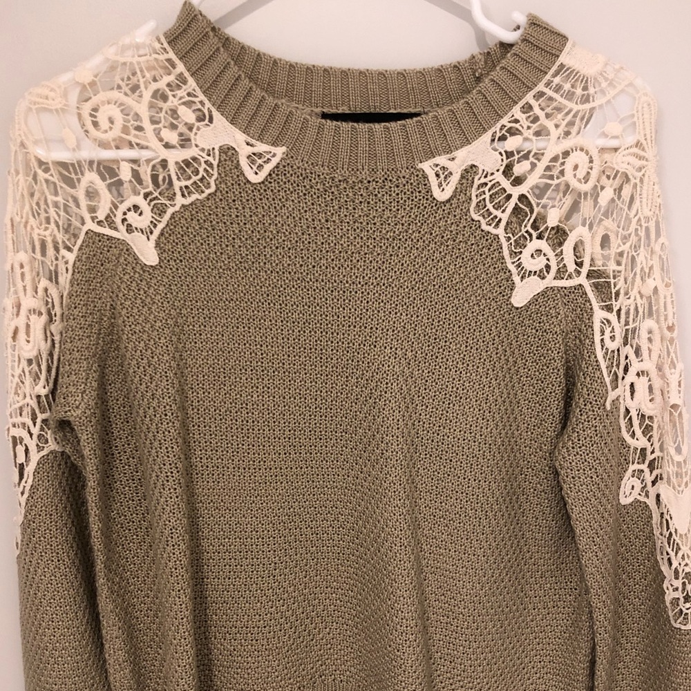 Brown / tan knitted cardigan with lace detail